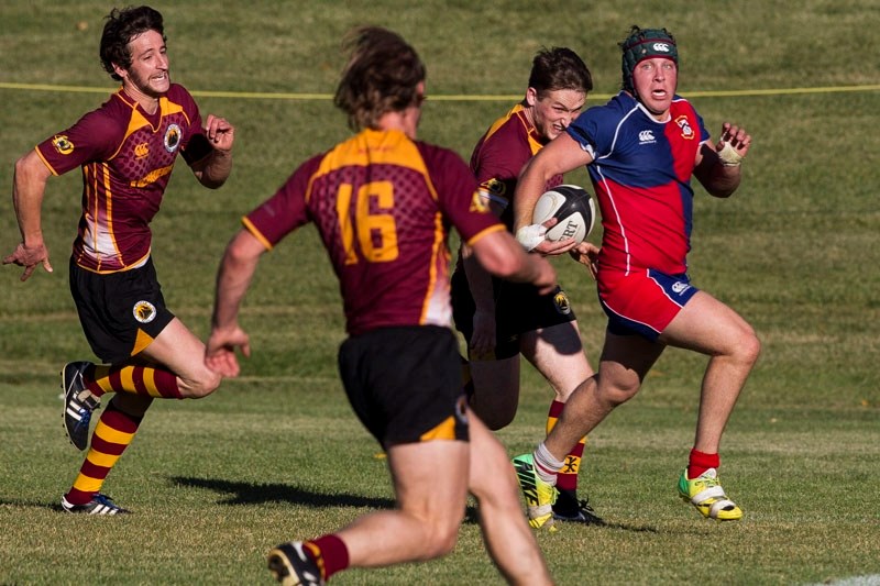PLAYMAKER – Khaleb Whitehurst sprints away from the Nor&#8217;Westers en route to the try area in the 69th minute to seal the deal for the St. Albert premier men&#8217;s team 