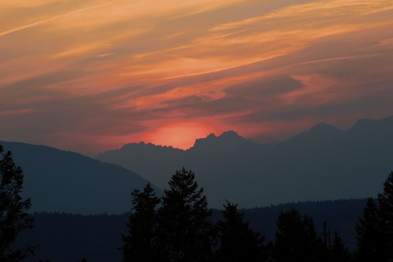 Grade 11 student Samantha offered this synopsis of her stellar sunset shot: &quot;Samantha