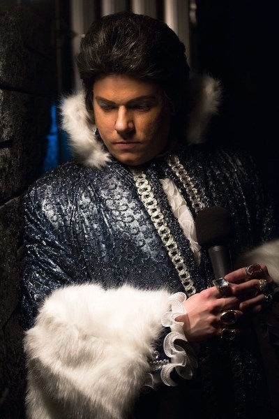 In A Liberace Christmas Special this coming Monday at L&#8217;UniThéatre