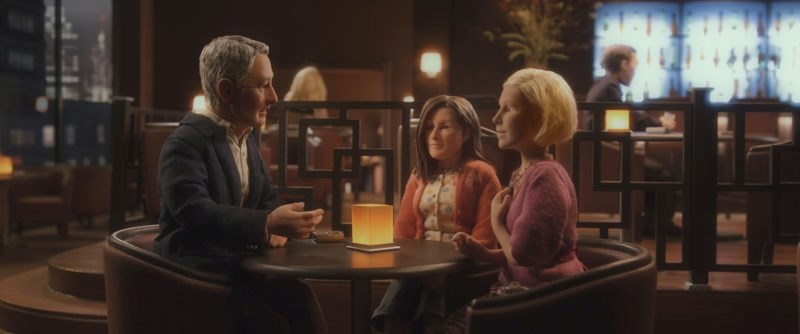 Michael Stone (David Thewlis) has a strange rendezvous with Lisa (Jennifer Jason Leigh &#8211; middle) and her friend Emily (Tom Noonan) at a hotel bar in Charlie