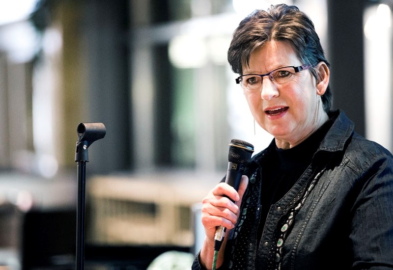 Yolande Stark