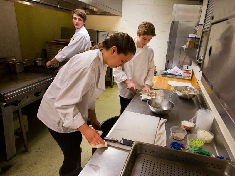 KITCHEN STADIUM â€” Paul Kane chefs Patrick Battigelli