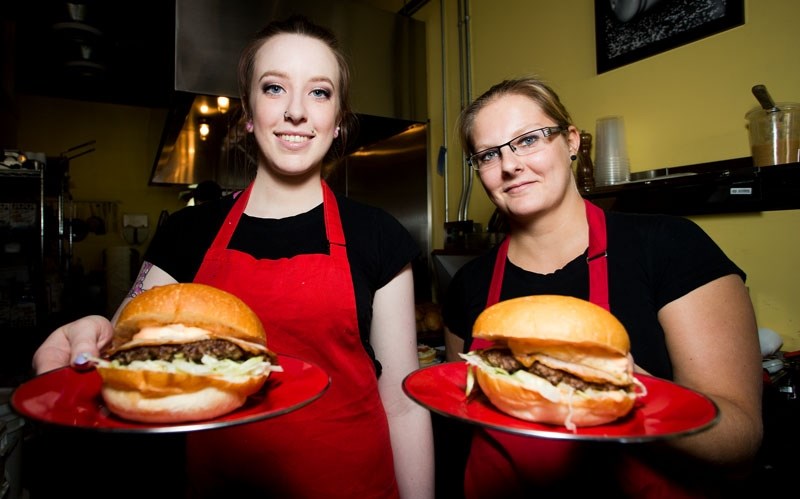 HOMETOWN BURGERS â€“ Rachel Dean