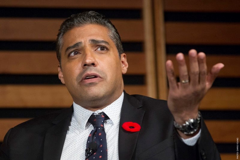 Egyptian born Canadian author and journalist Mohamed Fahmy discusses his media trial and how the war on terrorism has also become a war on freedom of the press. Fahmy gives