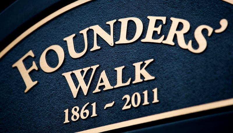 A sign marking the pathway through Founders&#8217; Walk.