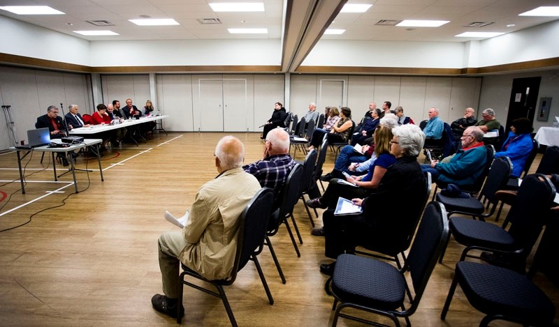 Members of the public attend an open house discussing the 2017 budget with the St. Albert mayor and council at Red Willow Place on Thursday.
