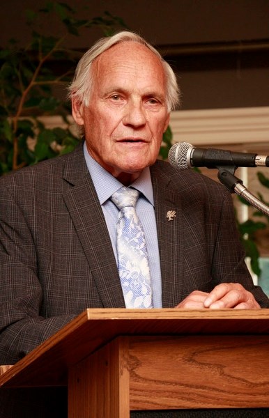 Wally Ursuliak gives a speech at an event held by the Consulate-General of Japan last September.