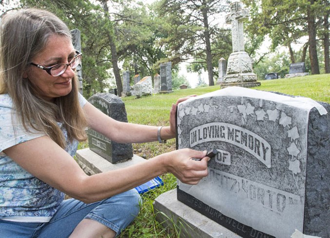 cemeteryEDW146
