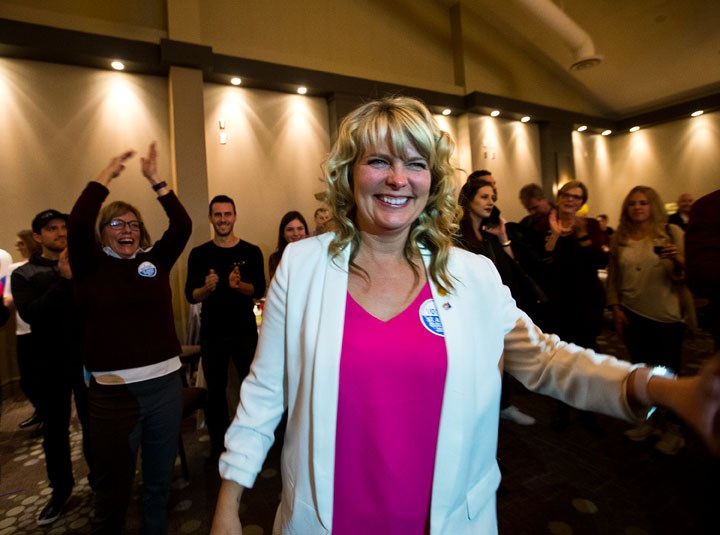 election new mayor herron CC 9048.eps