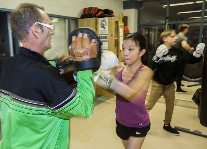 1811 boxing CC 6481
