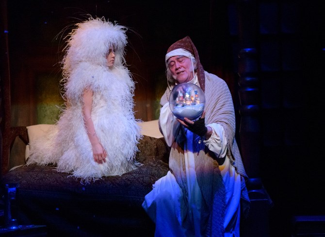 Citadel A Christmas Carol 1 Glenn Nelson as Scrooge with Ghost of Christmas Past