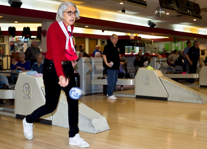 1002 bowler CC 9766