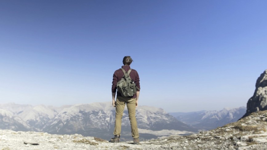 1002 film sh To the Mountain (Film Still 6)