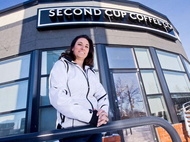 business beat second cup CC 9749.eps