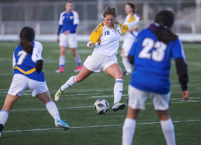 2104 soccer CC 2551