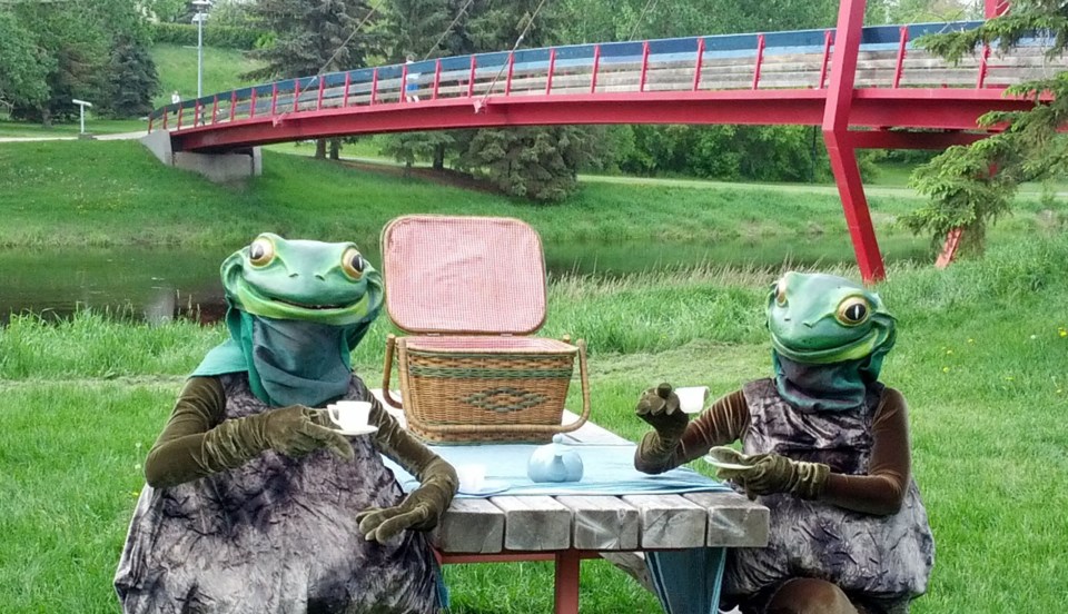 Frogs_Mortal Coil_tea time WEB