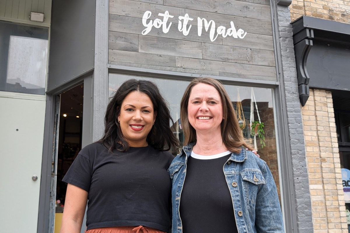 Stratford collective rallies shoppers to support small businesses