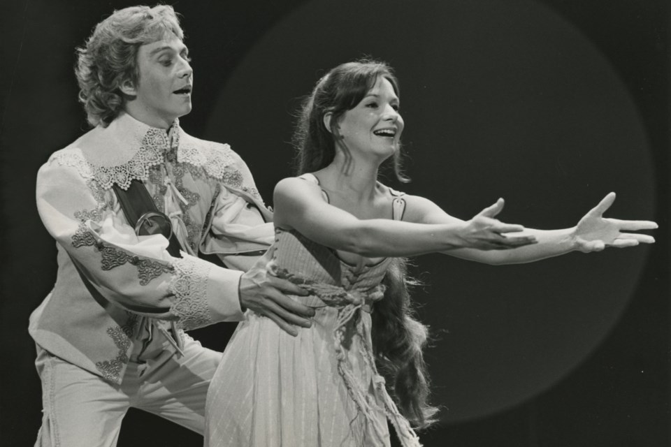 Actor Marti Maraden died while visiting family in Sweden.