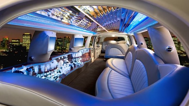 Ride In Style Sudbury Airport Strikes A Deal For Limo Services