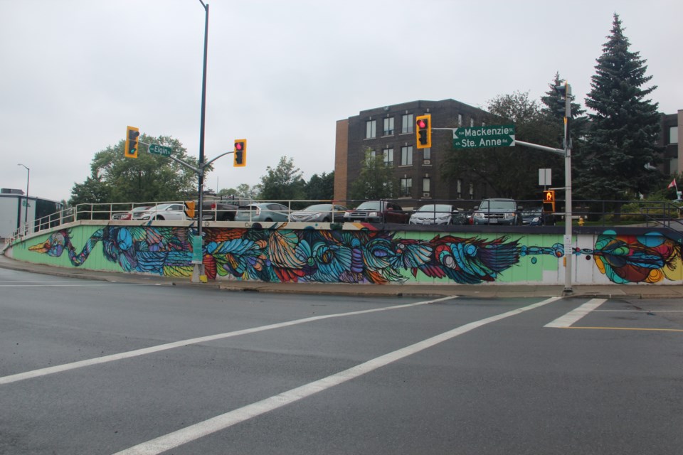 This mural of a great blue heron on Ste. Anne Road was created by Mique Michelle. (Heidi Ulrichsen/Sudbury.com)
