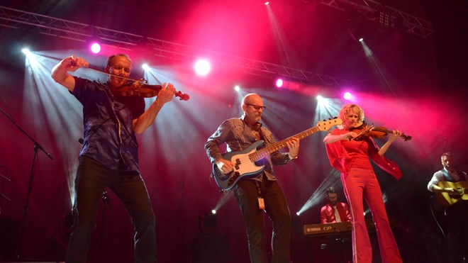Natalie MacMaster and Donnell Leahy perform on Saturday night at Northern Lights Festival Boreal. Photo by Marg Seregelyi.
