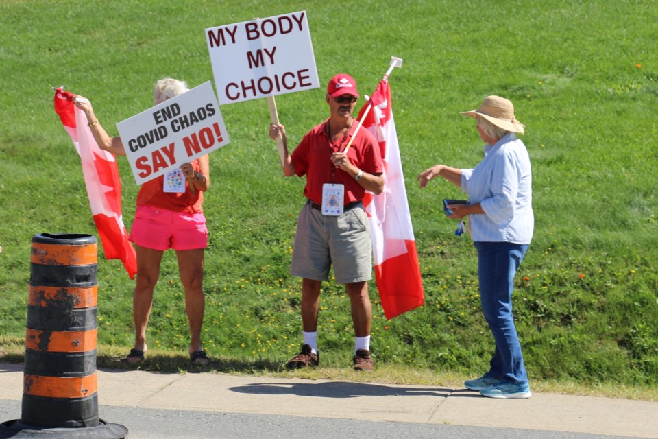 010921_LG_Vaccine protest 3