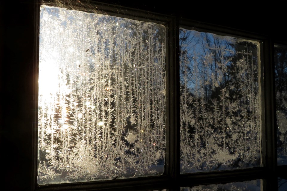 030223_chris-blomme-frosted-windows