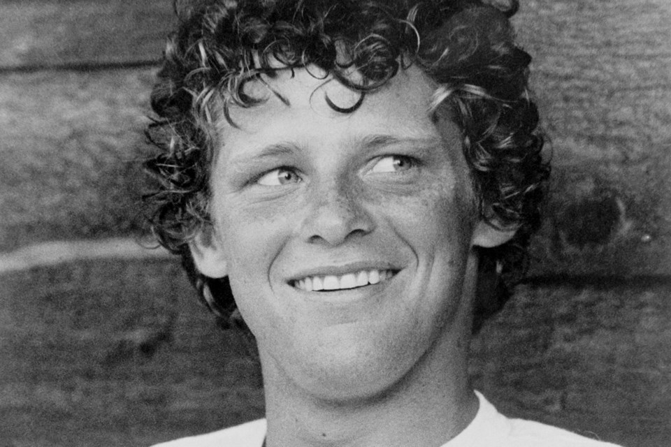 041023_memory-lane-terry-fox-resting-south-of-sudbury-aug3-1980