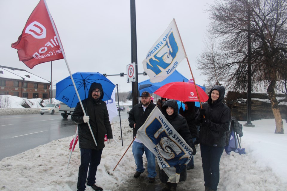 050325_tc_bluecoats_union