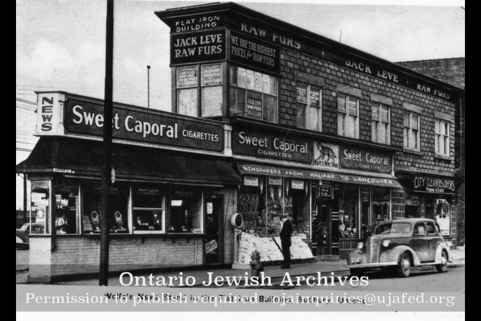 Sudbury’s flatiron building at the corner of Durham and Elgin looked a bit different prior to a fire that ripped through the structure in 1946. When it was rebuilt, a third storey was added and the section on the front of the building was never rebuilt. (Ontario Jewish Archives)
