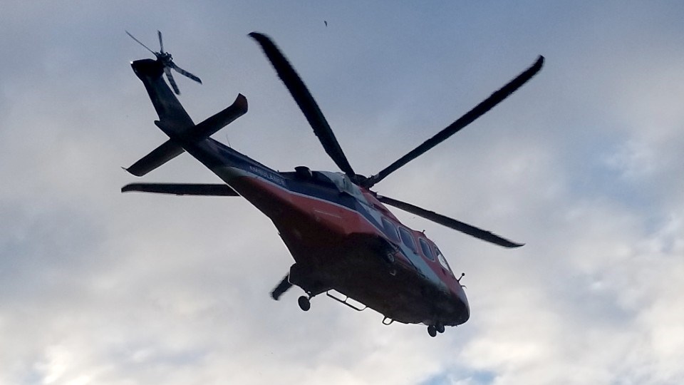 060721_ornge-helicopter-descending