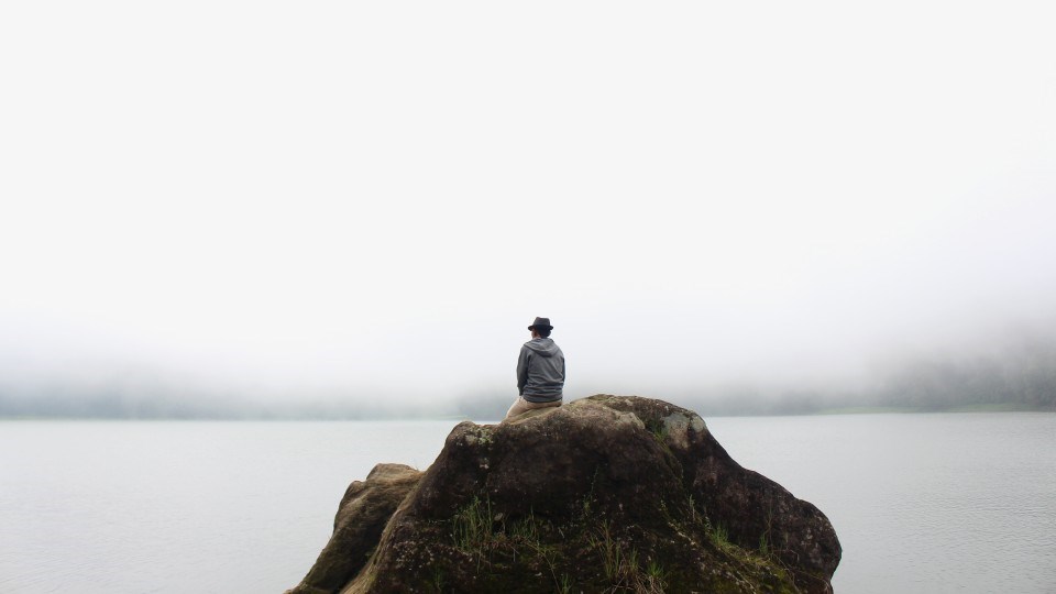 080921_loneliness-pexels-muhammad-ilyasa-7038695