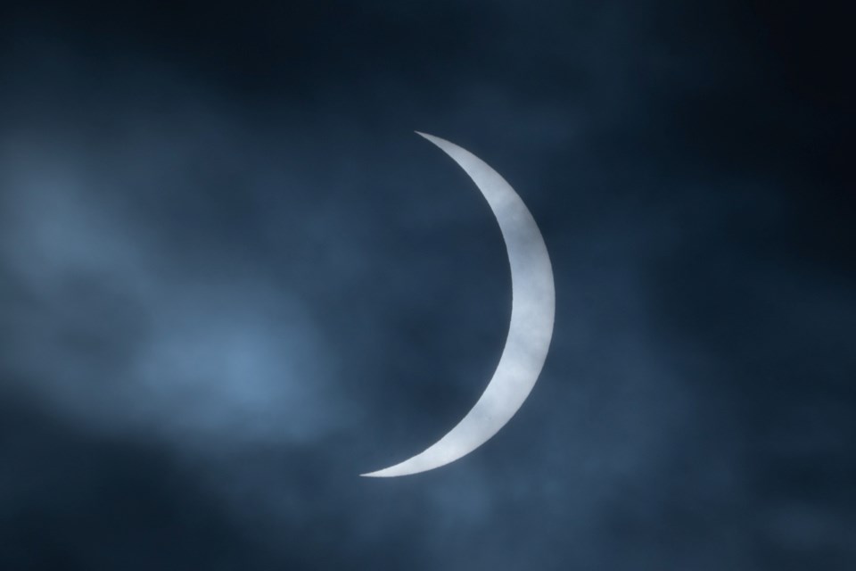090424_mr-twisster-eclipse