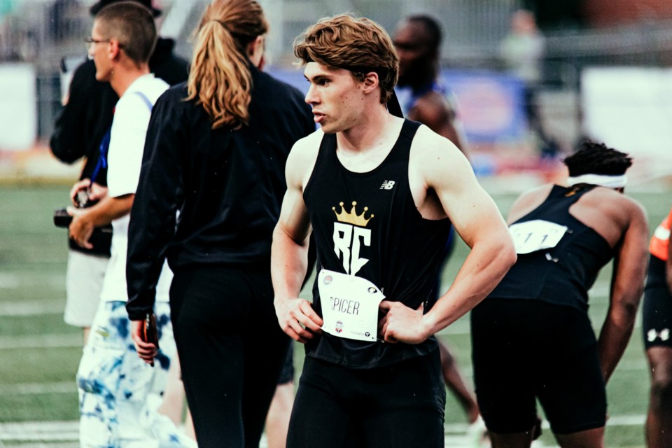 A fast runner in high school and a talented high-jumper, Logan Spicer is now a freshman at the University of Guelph and focussing his training on sprints and long jump.