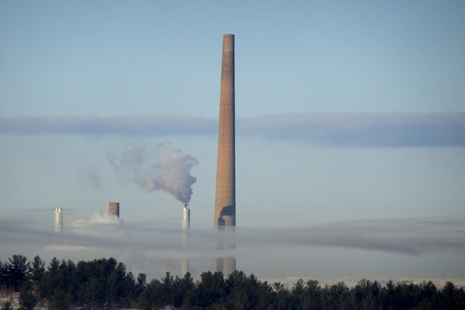 150222_linda-derkacz band of ice fog superstack