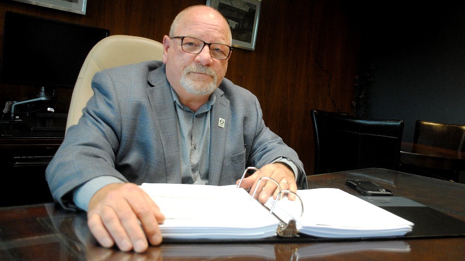 Russian flag to stay on Sudbury's Bridge of Nations, but coming down at  Sault Ste. Marie city hall