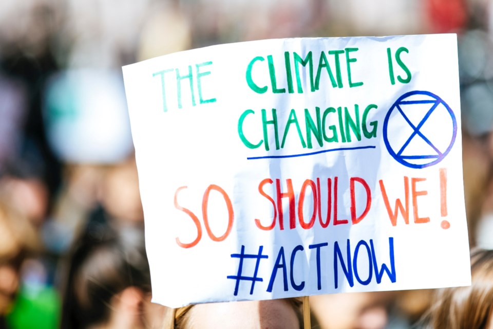 200722_climate change image pexels-markus-spiske-2990610