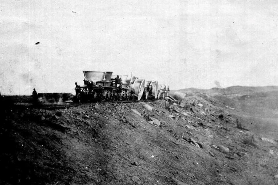 210224_memory-lane-slag-dump-dumping-copper-cliff-1914-16