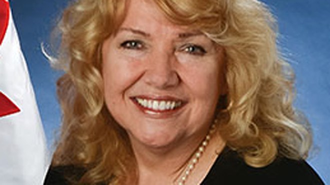 220917_senator_lynn_beyak