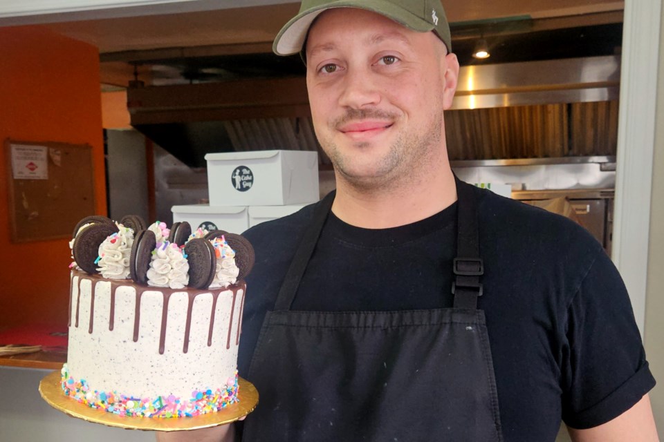 For the past seven years, Michael Sauvé has been the owner of The Cake Guy in Sudbury.  Because February is Heart Month, Sauvé has teamed up with the Health Sciences North Foundation to raise money for two new echocardiogram machines.