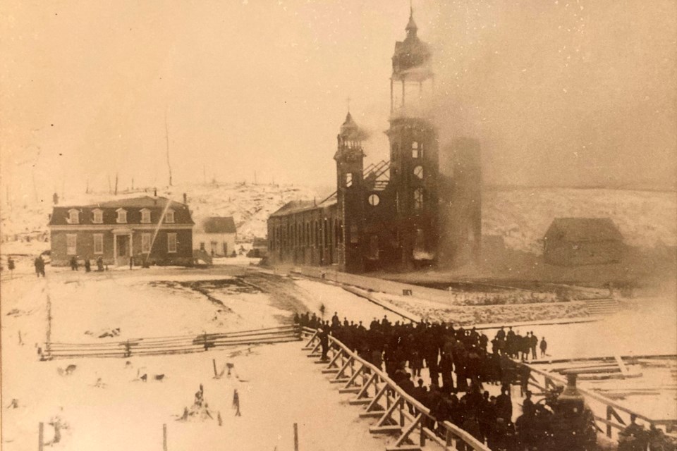 Paroisse Ste-Anne-des-Pins is gutted by a fire that swept through the structure on Good Friday in 1894. 