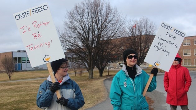 270415_HU_teachers_strike2660