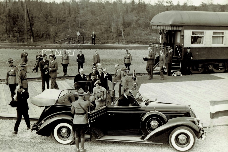 King George VI and Queen Elizabeth (later the Queen Mother) travelled across Canada on the Royal Hudson. They embarked at a special platform built near Garson and were taken by limousine to Sudbury in 1939.