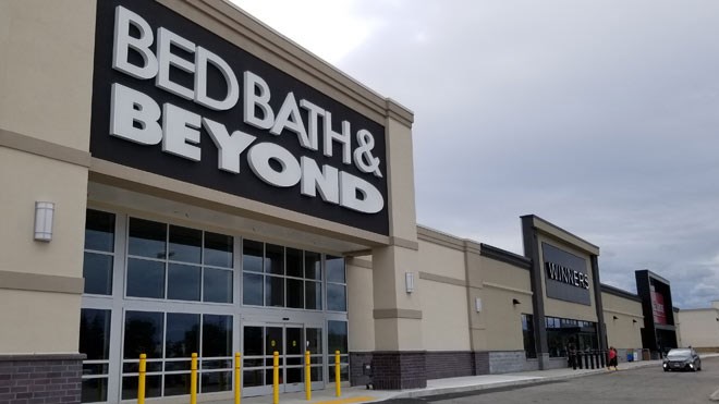 bed bath h beyond open on july 4