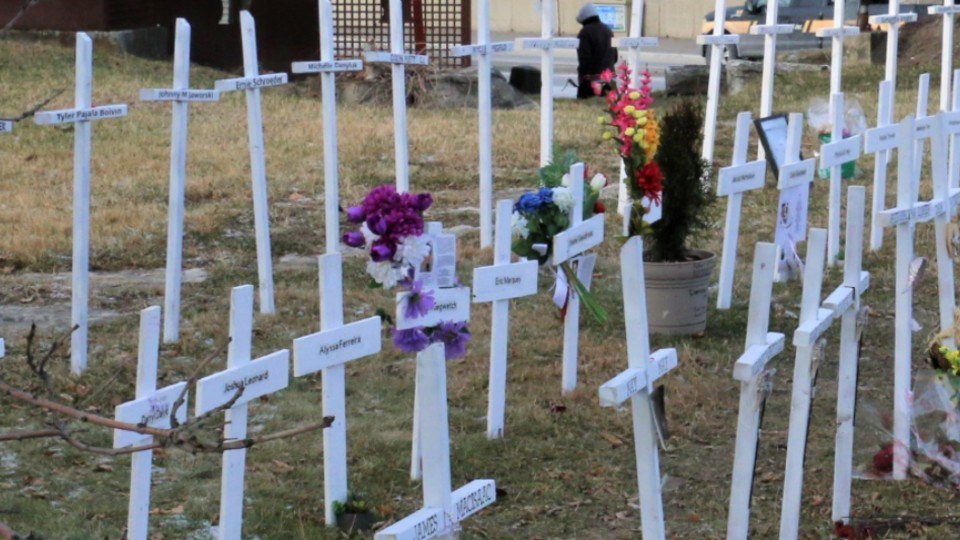 white crosses crop-old