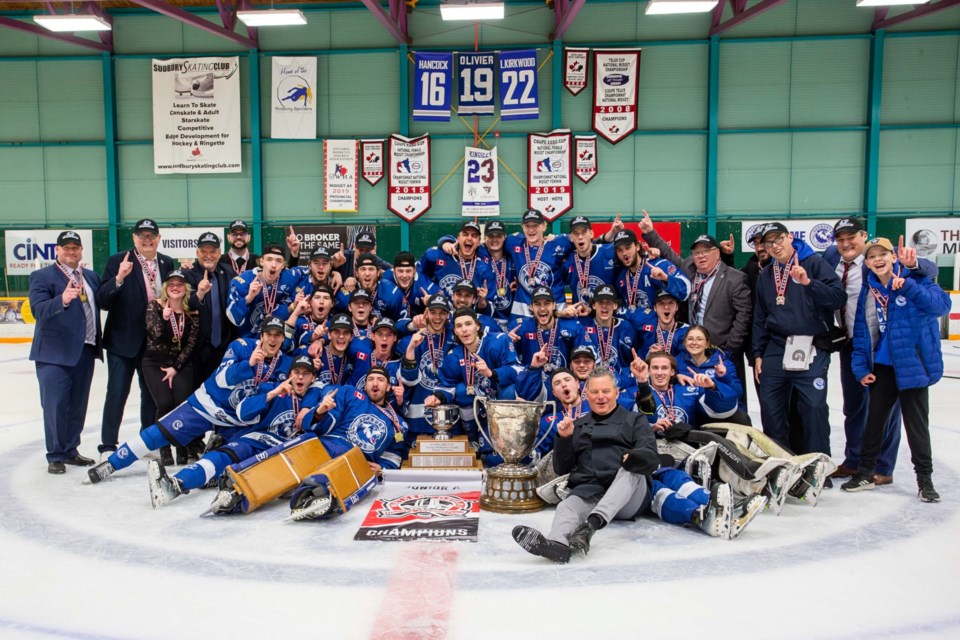 260424_rob-fera-cubs-team-shot-trophy-2