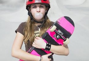 helmet_skateboard