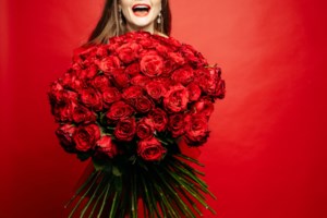 Flower power: Tell someone they're special on Lions' annual Rose Day