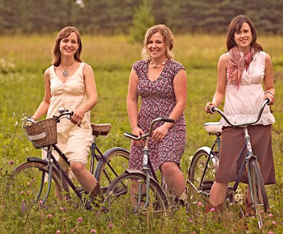 051109_TheGoodLovelies