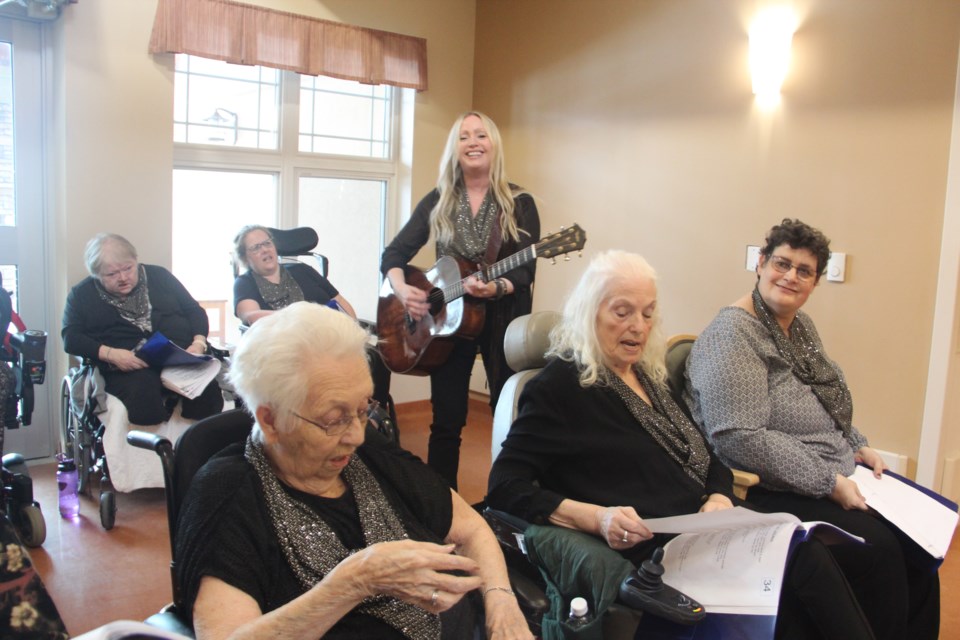 JoPo in action during a practice of The Pioneers Choir. (Heidi Ulrichsen/Sudbury.com)